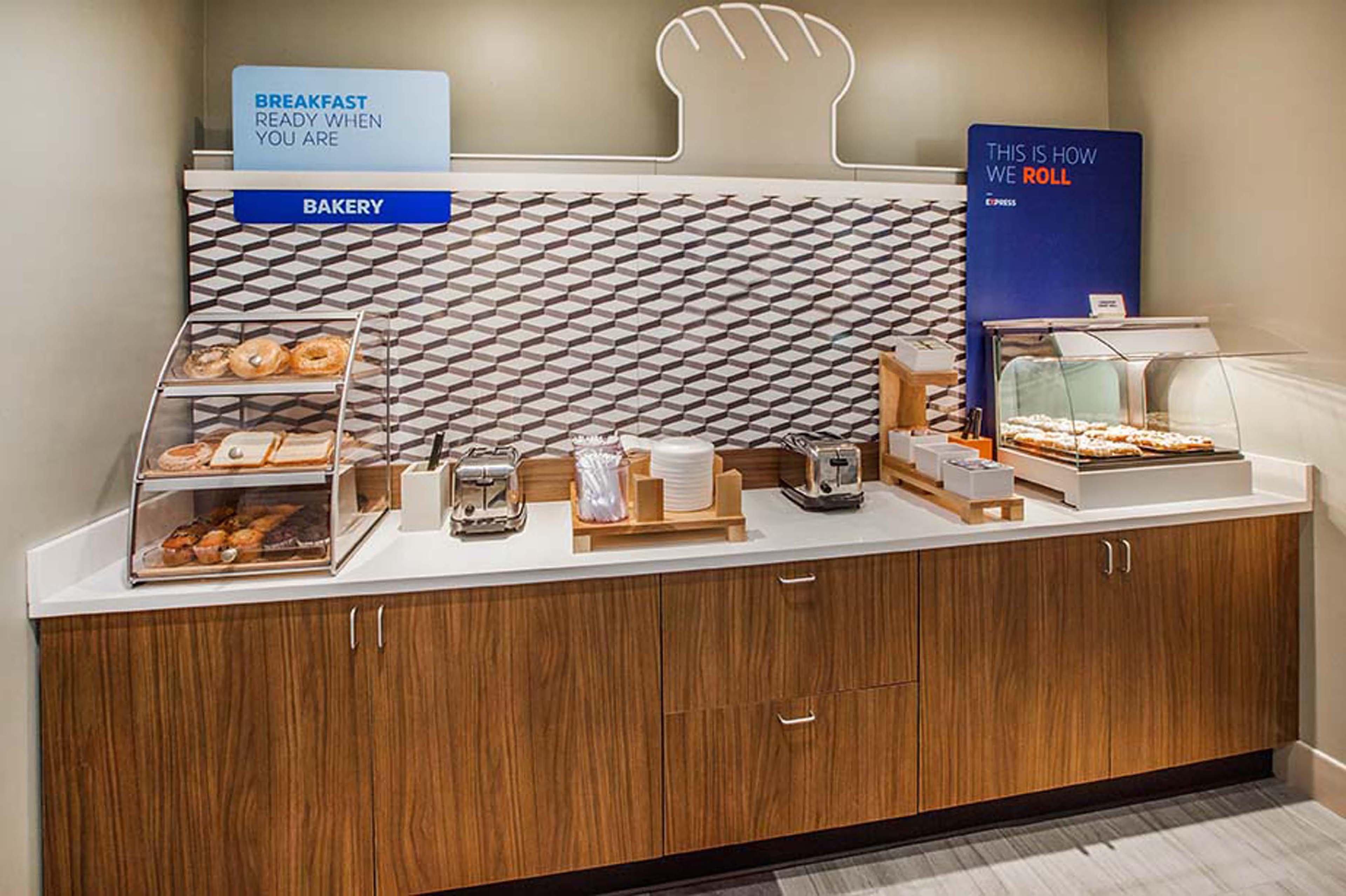 Holiday Inn Express & Suites - Portland Airport - Cascade Stn By Ihg Esterno foto